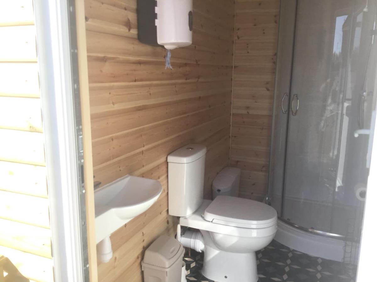Beacon House Bunks Хостел *