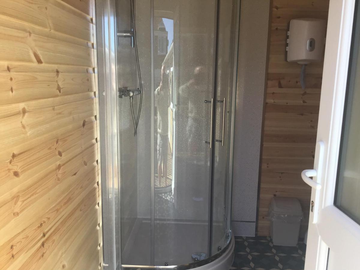 Beacon House Bunks Хостел Фламборо